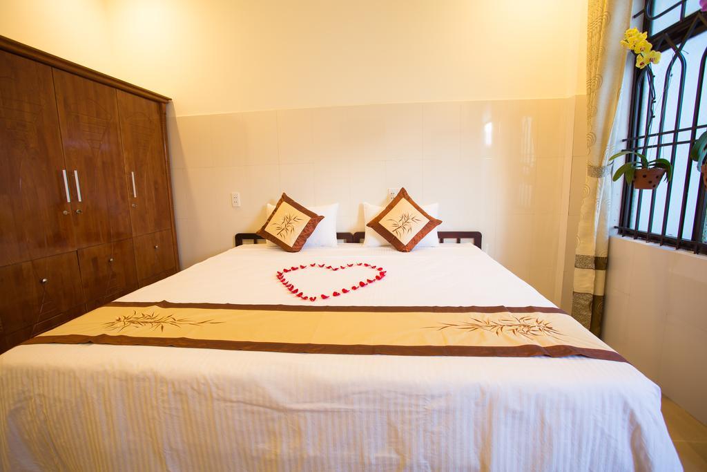 Holy Land Homestay Hoi An Exterior photo