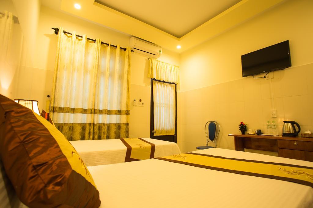 Holy Land Homestay Hoi An Exterior photo