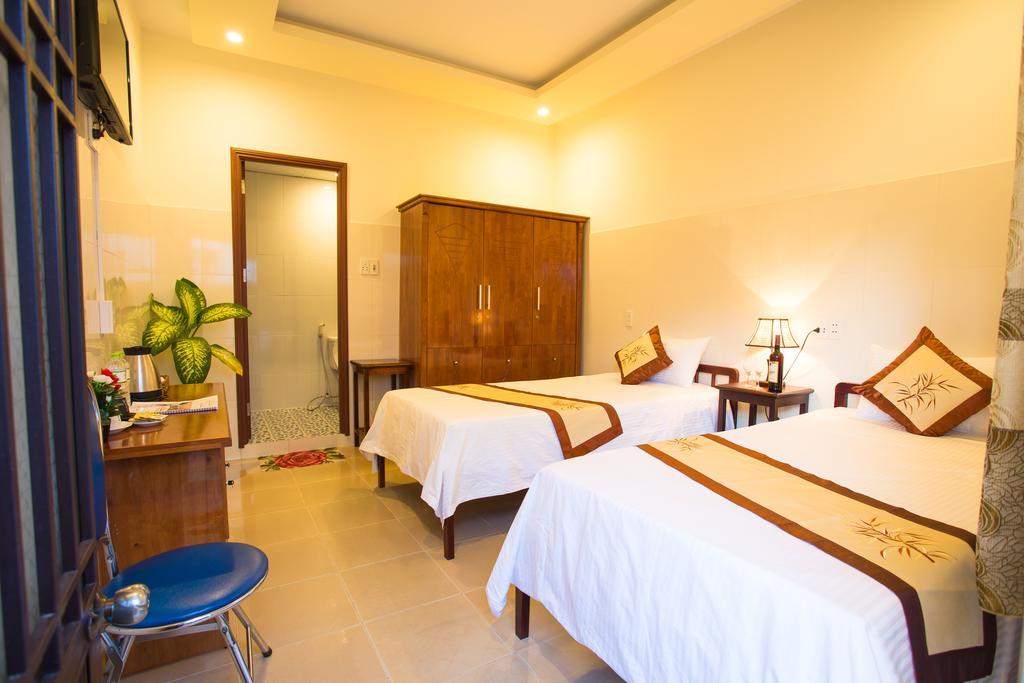 Holy Land Homestay Hoi An Exterior photo