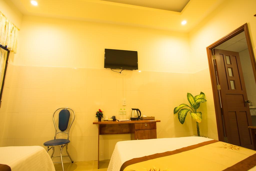 Holy Land Homestay Hoi An Exterior photo