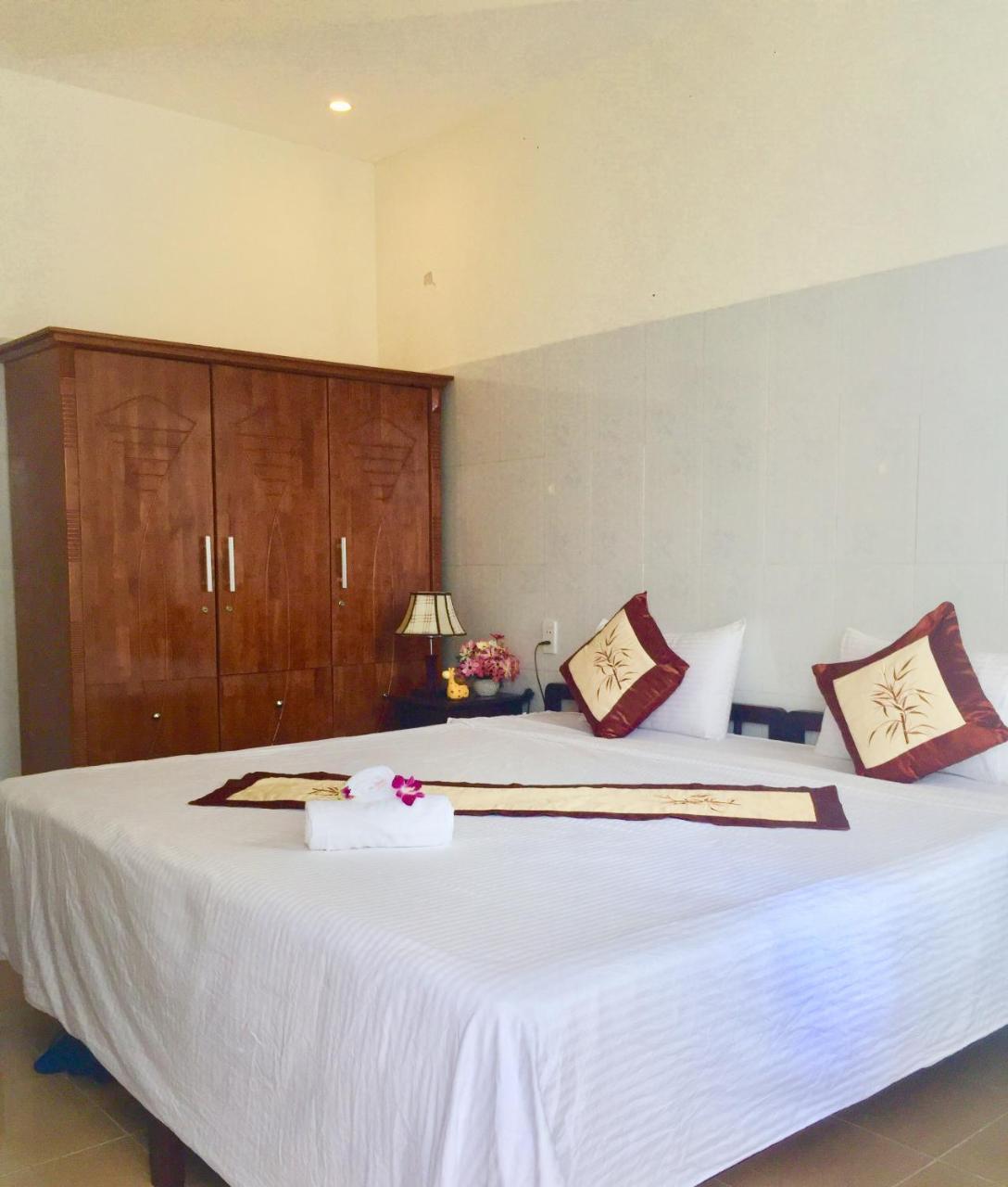Holy Land Homestay Hoi An Exterior photo